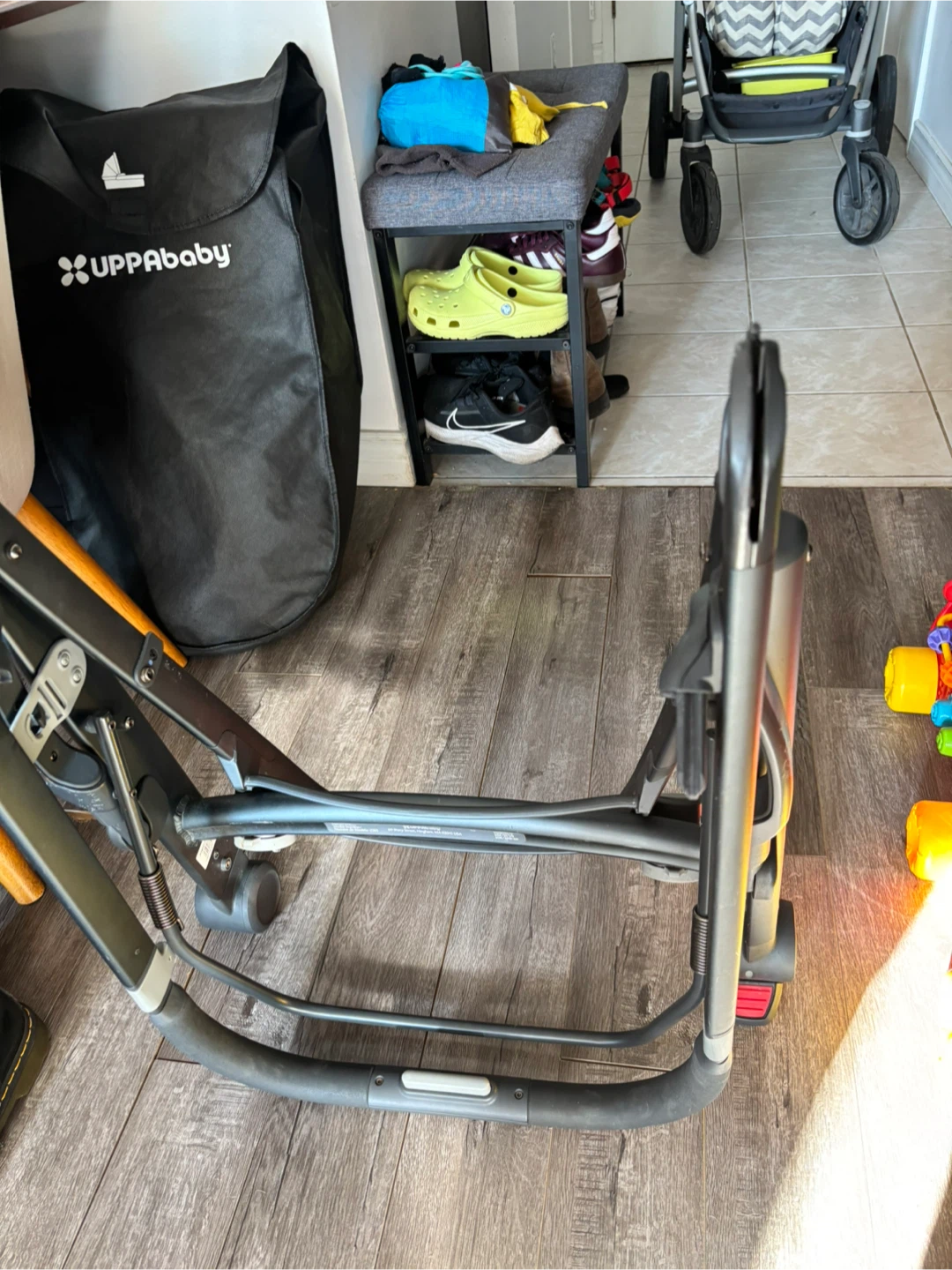 UPPAbaby Vista Stroller Frame. BRAKE BROKEN NEEDS FIX - photo 3