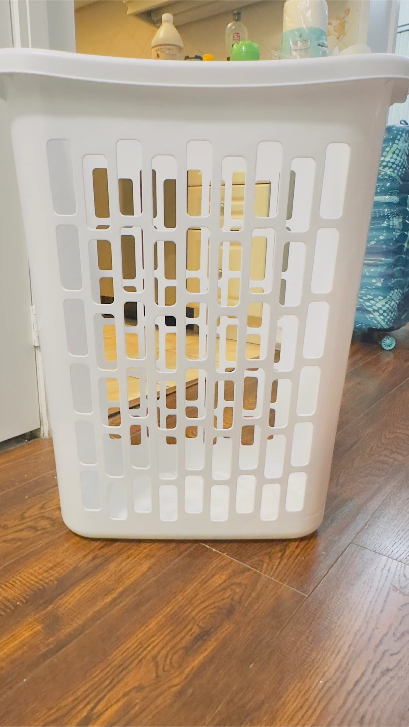 White Laundry Hamper - photo 2