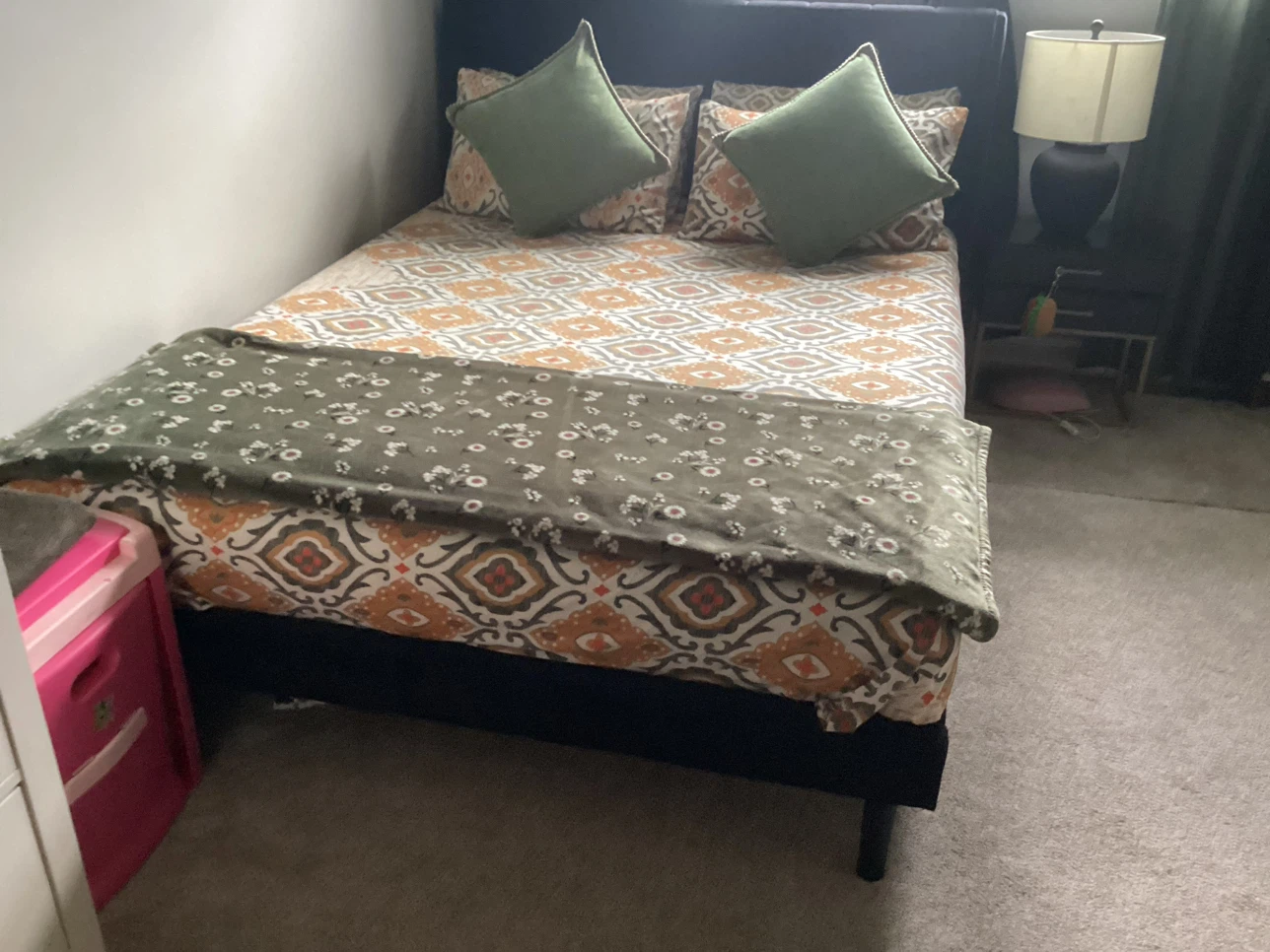 Queen Size Bed Frame with Headboard - photo 2