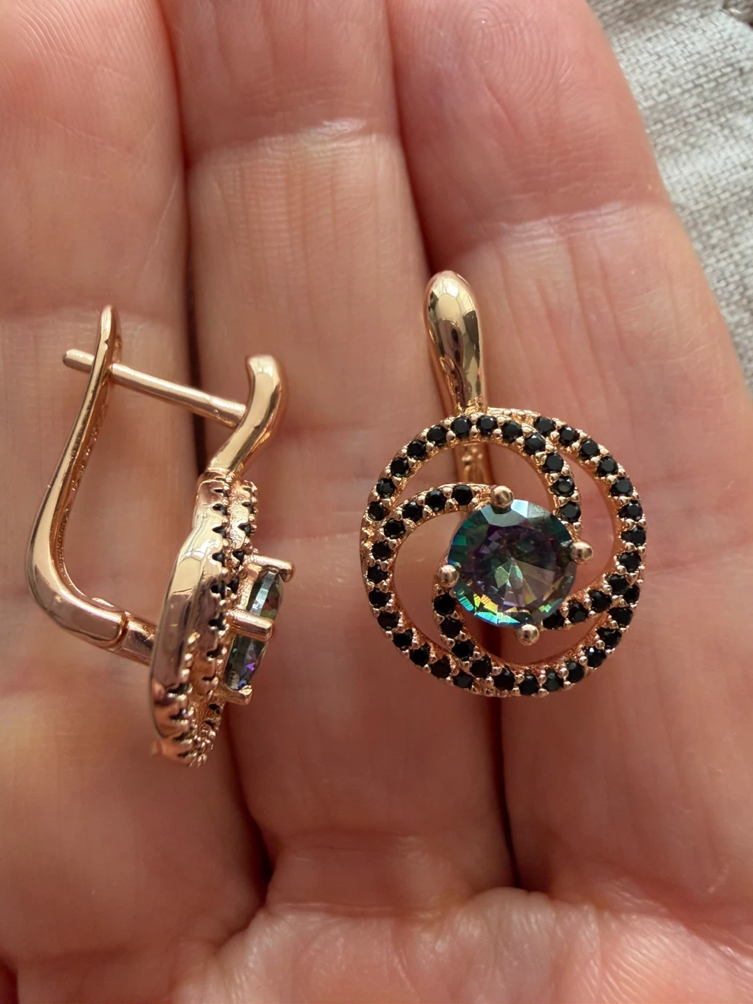 New 14k onyx earrings