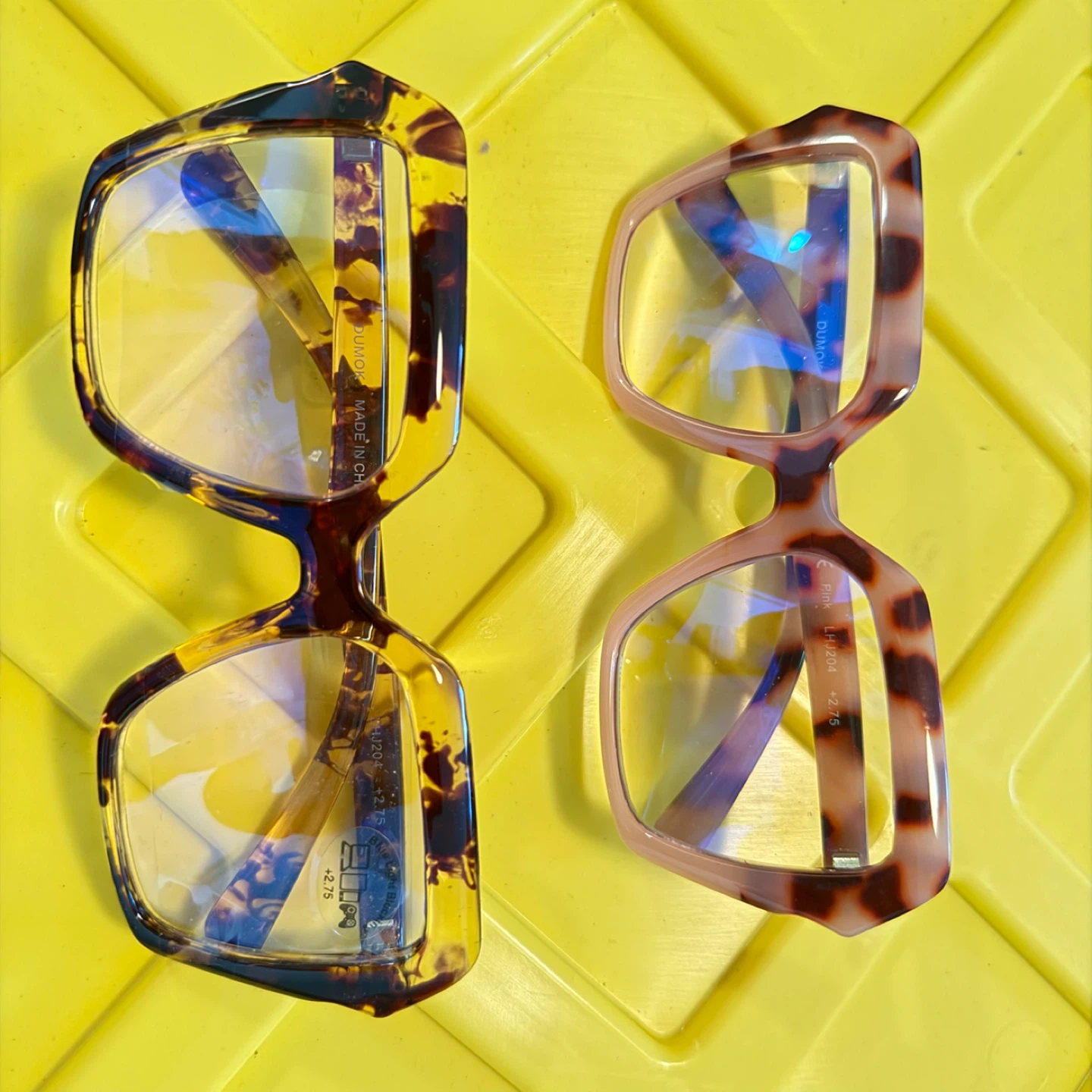 Pair of DUMO Glasses +2.75