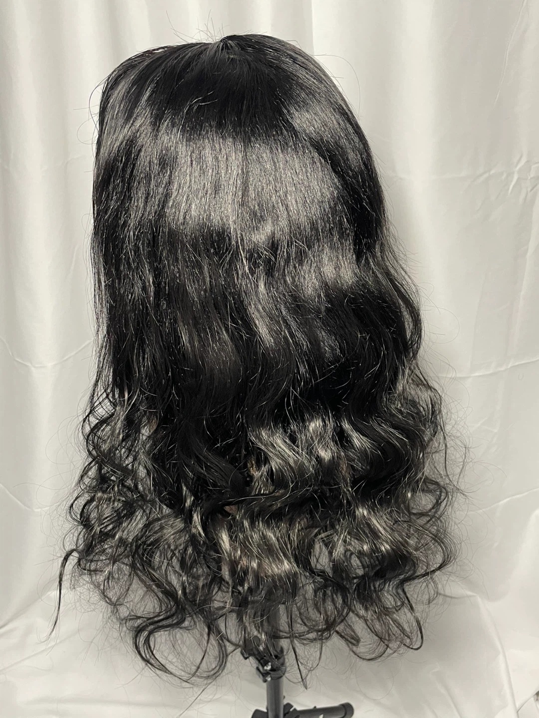 Body Wave Lace Front Wig 18” - photo 2