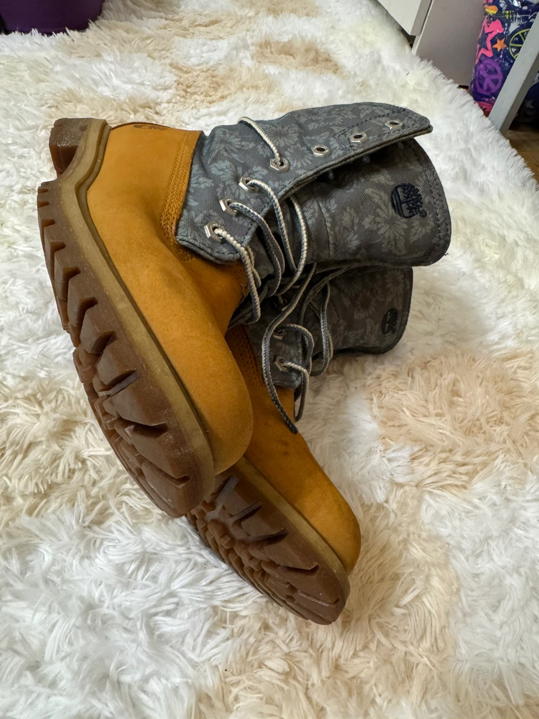 Timberland Boots with Floral Print Cuff - photo 3
