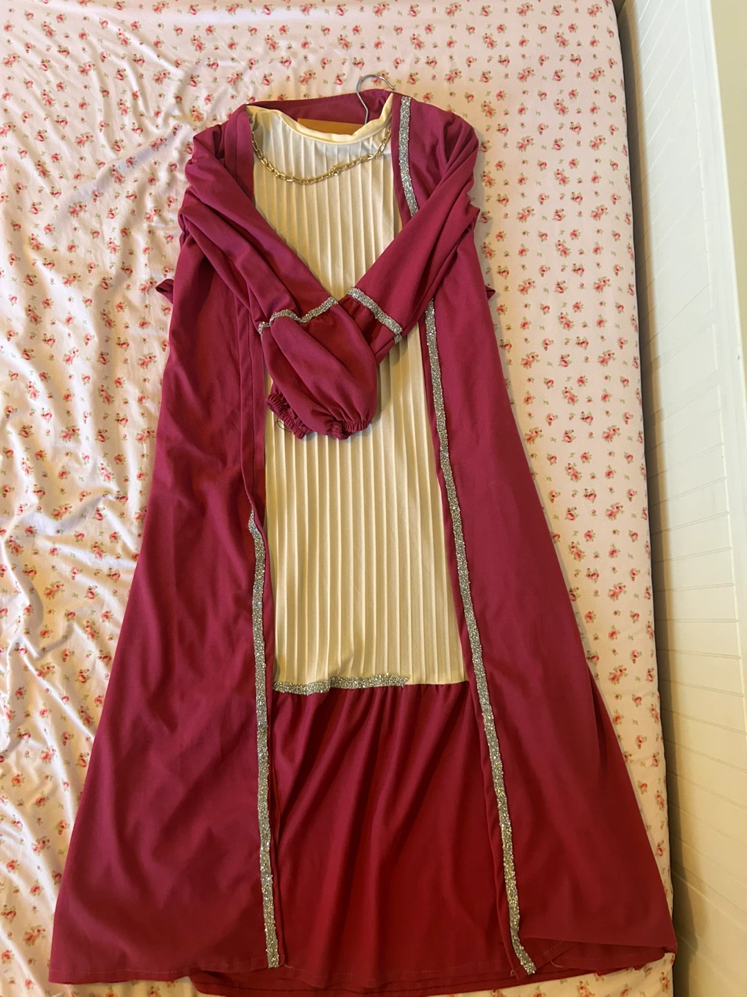 Red Abaya - photo 2