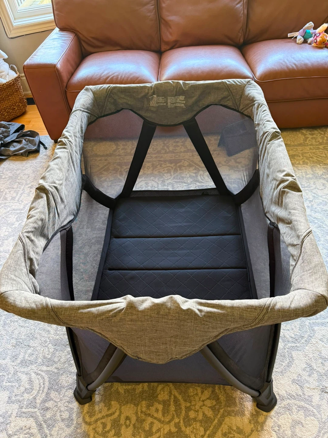 Nuna SENA aire Playard travel crib - photo 3