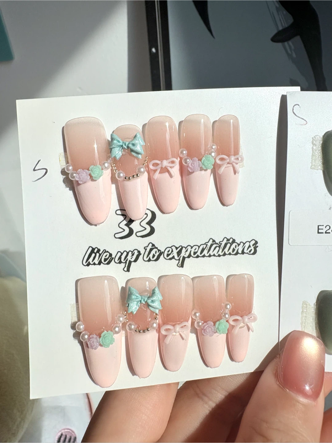Collection Downsize Press-on Nails with Bows and Pearls - photo 2
