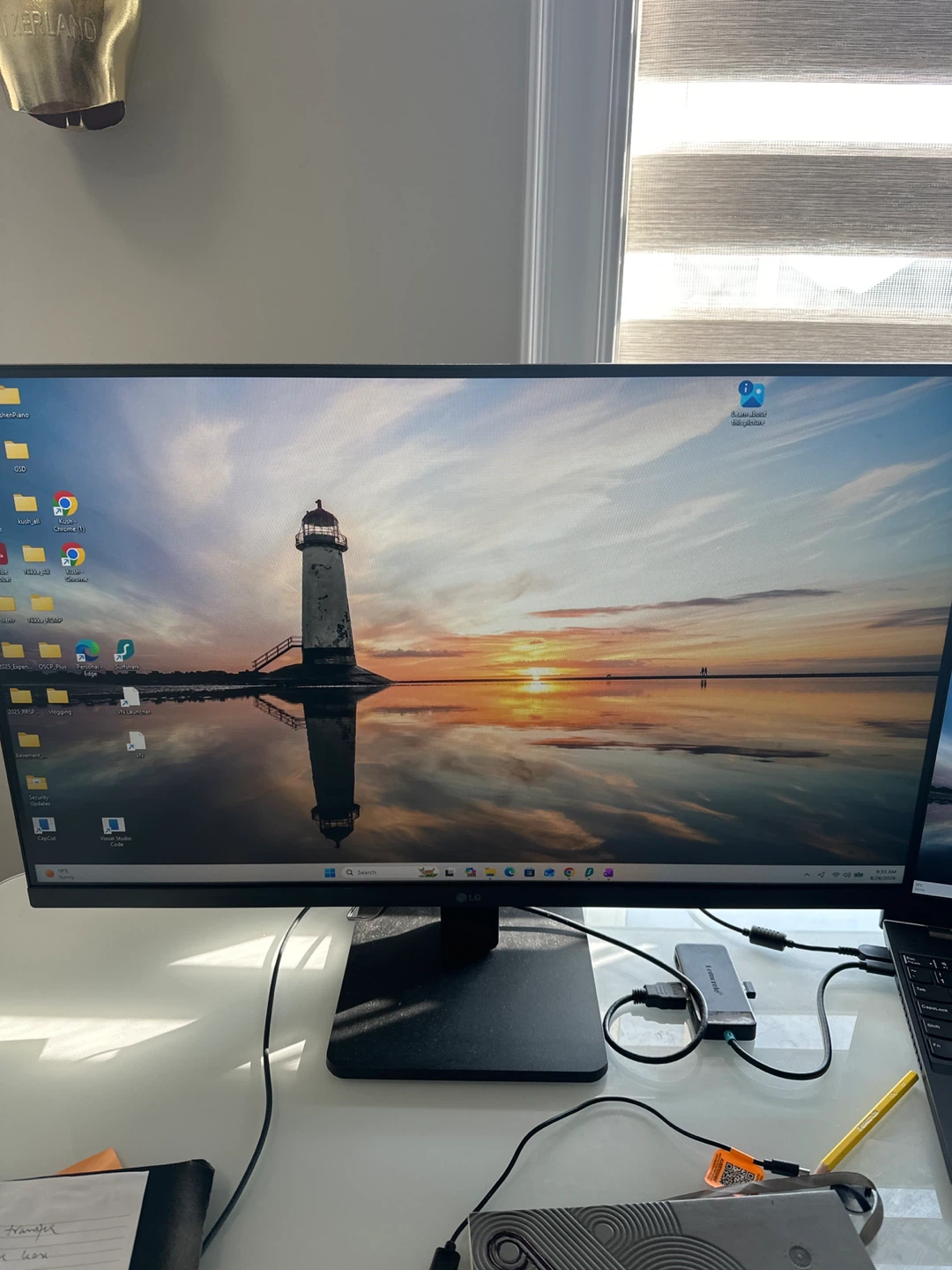 LG 27MC41D-B Monitor - photo 3