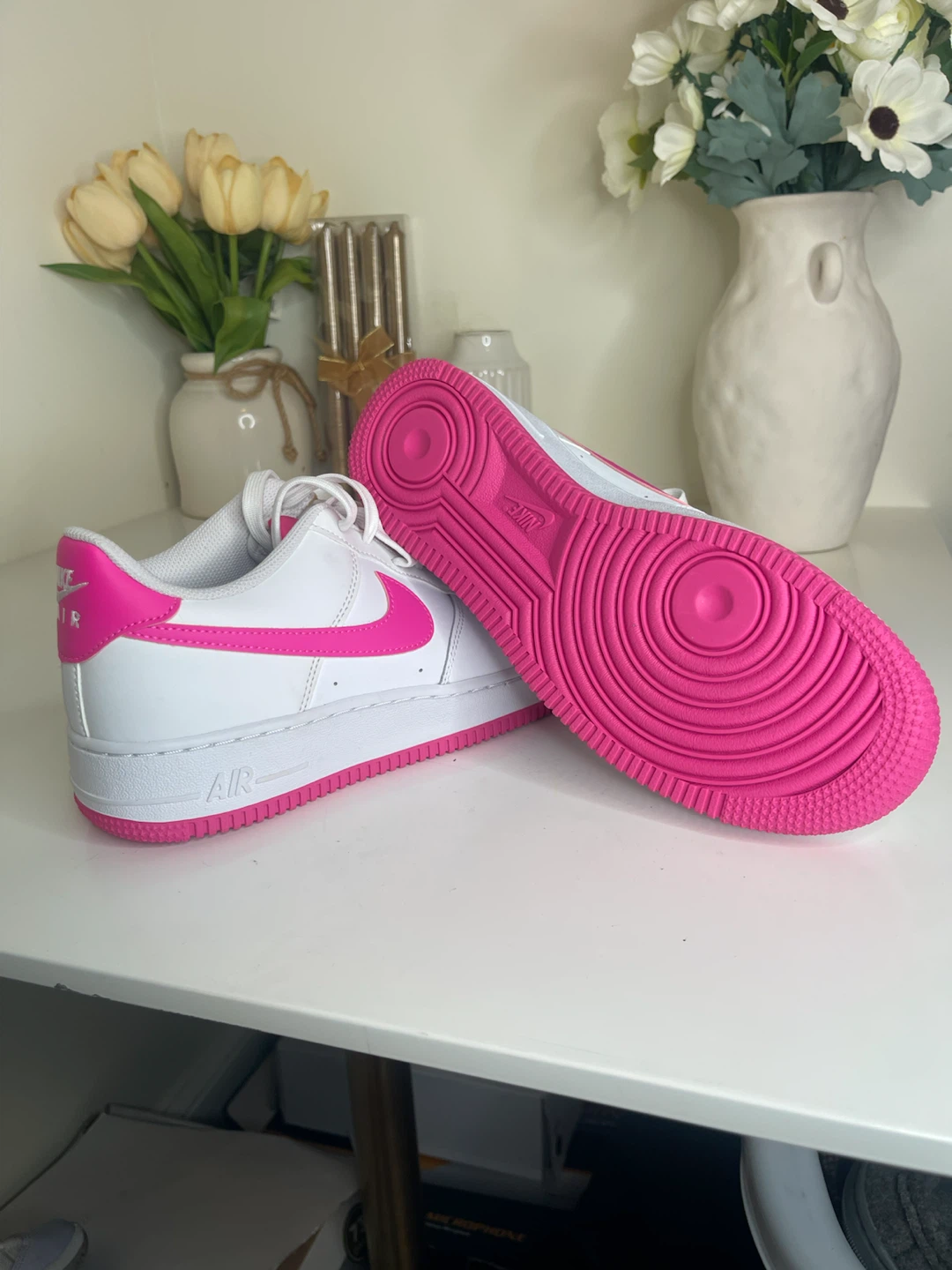 Nike Air Force 1 Sneakers - White/Pink