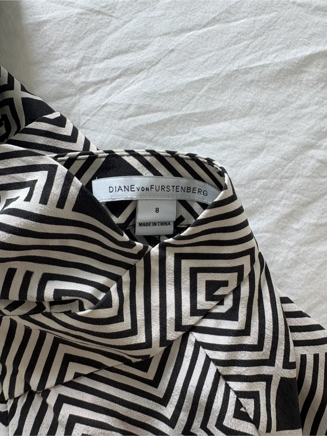 Diane Von Furstenberg Geometric Print Midi Dress Size 8 - photo 3