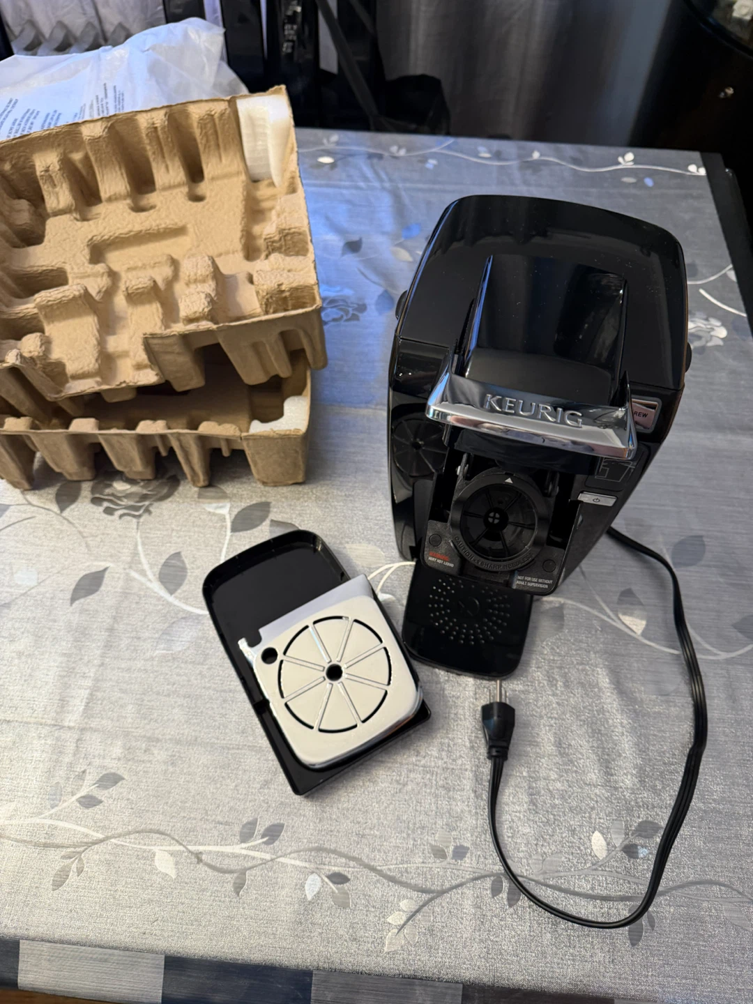 Keurig K10 K-Cup Mini Plus Personal Brewer - photo 4