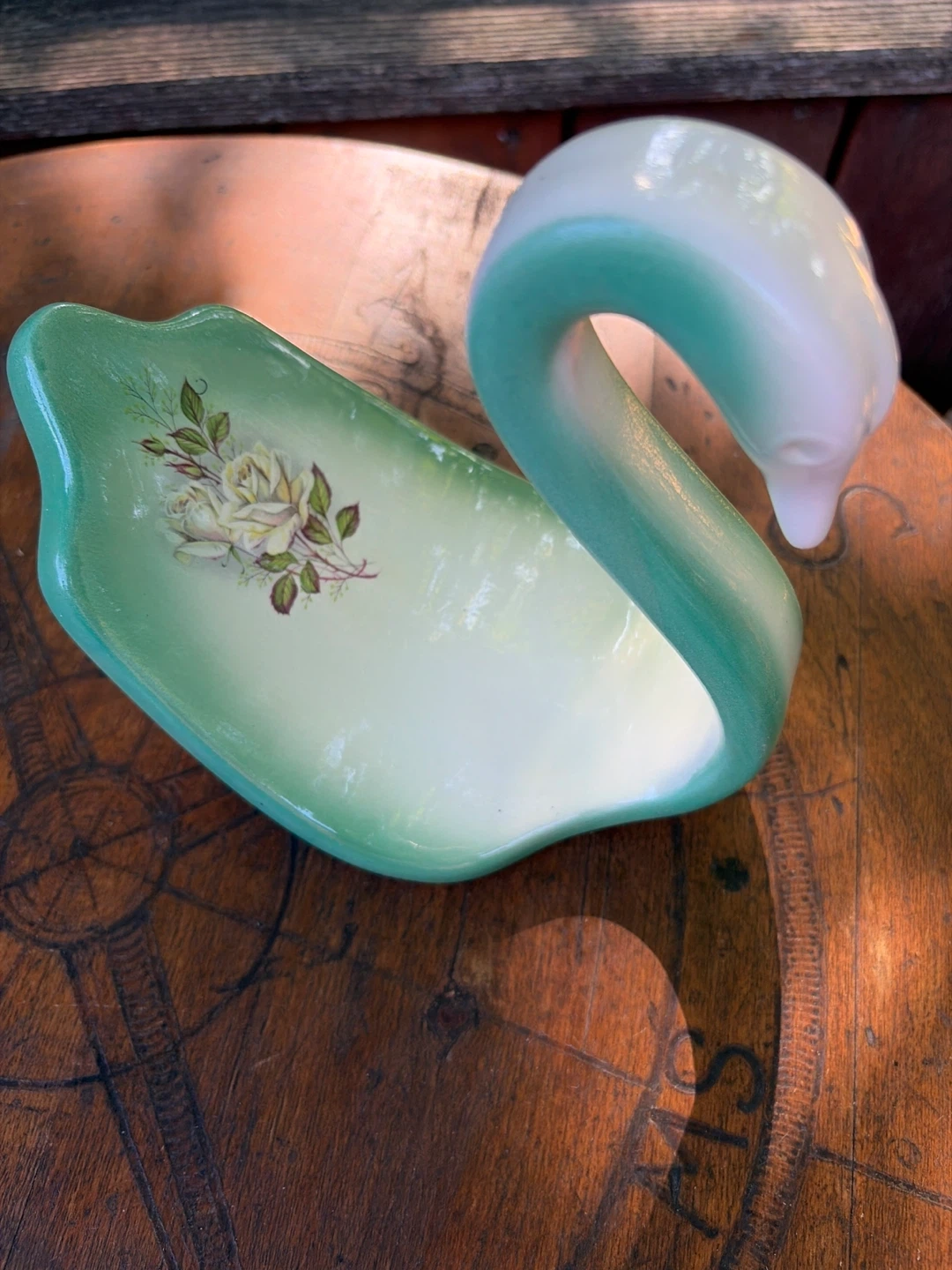 Vintage Swan Soap or Towel Holder - photo 2