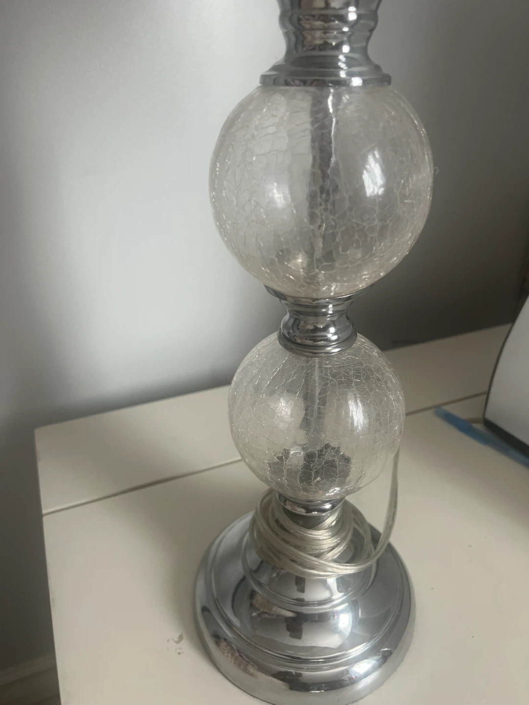 Pair of Cracked Glass Ball Table Lamp with White Shade - photo 2