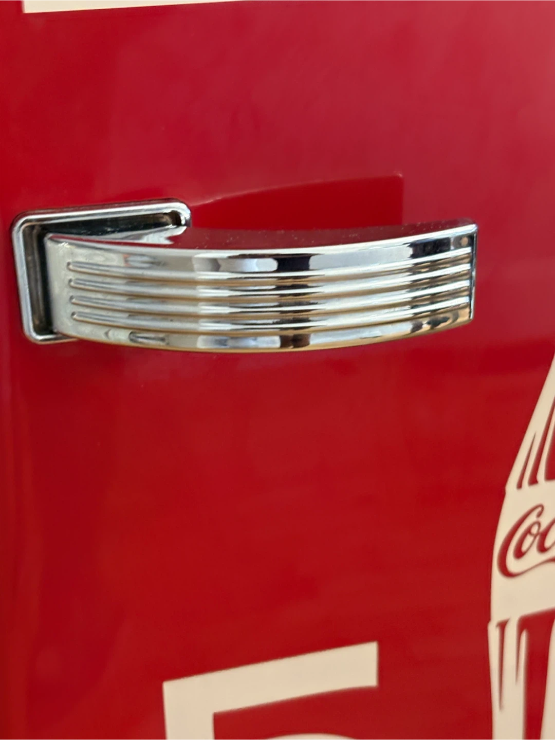 Retro Coca-Cola 5¢ Mini Fridge – Vintage Style Portable Cooler - photo 5