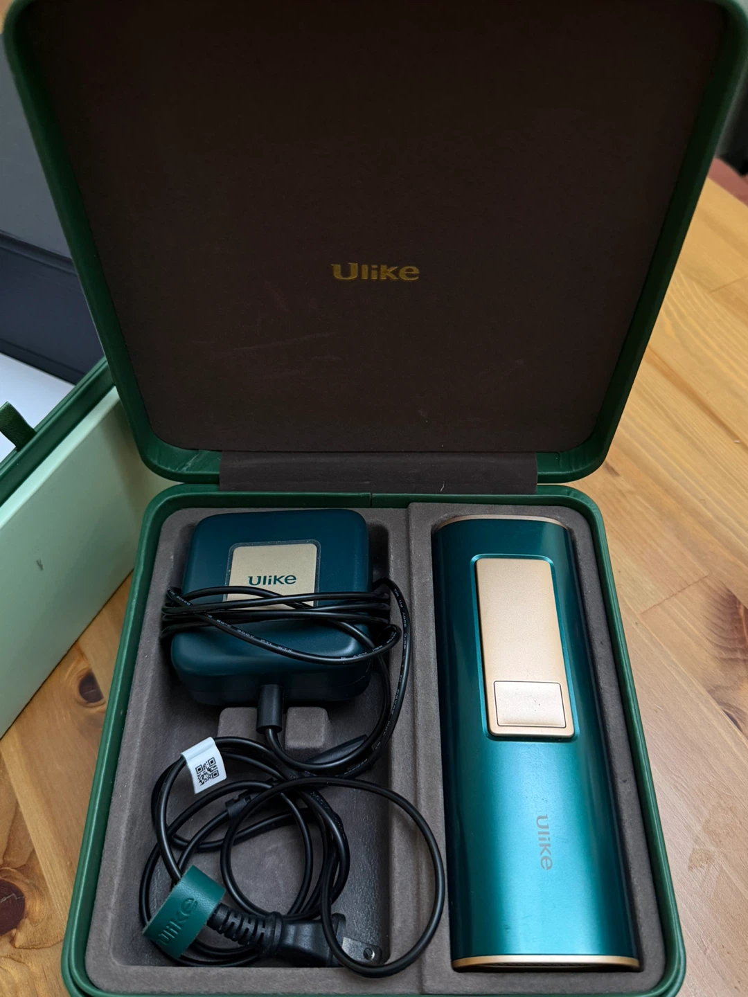 Ulike Hair Removal Device with Accessories