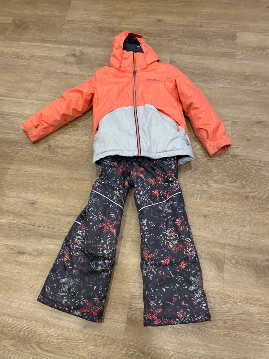 Kids Ski Jacket and Pants Size 7
