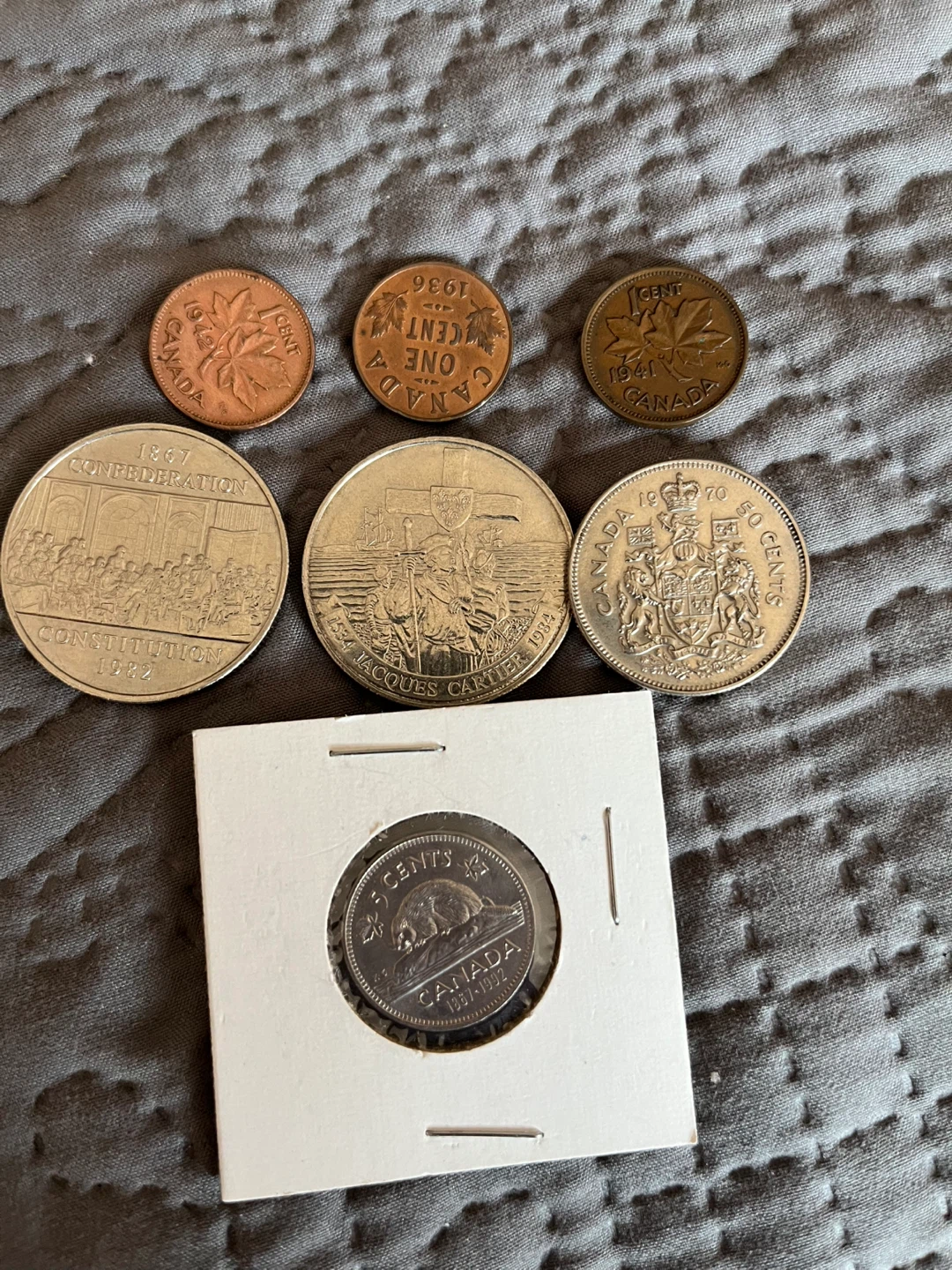 Canadian Banknotes and Coins Collection - photo 2