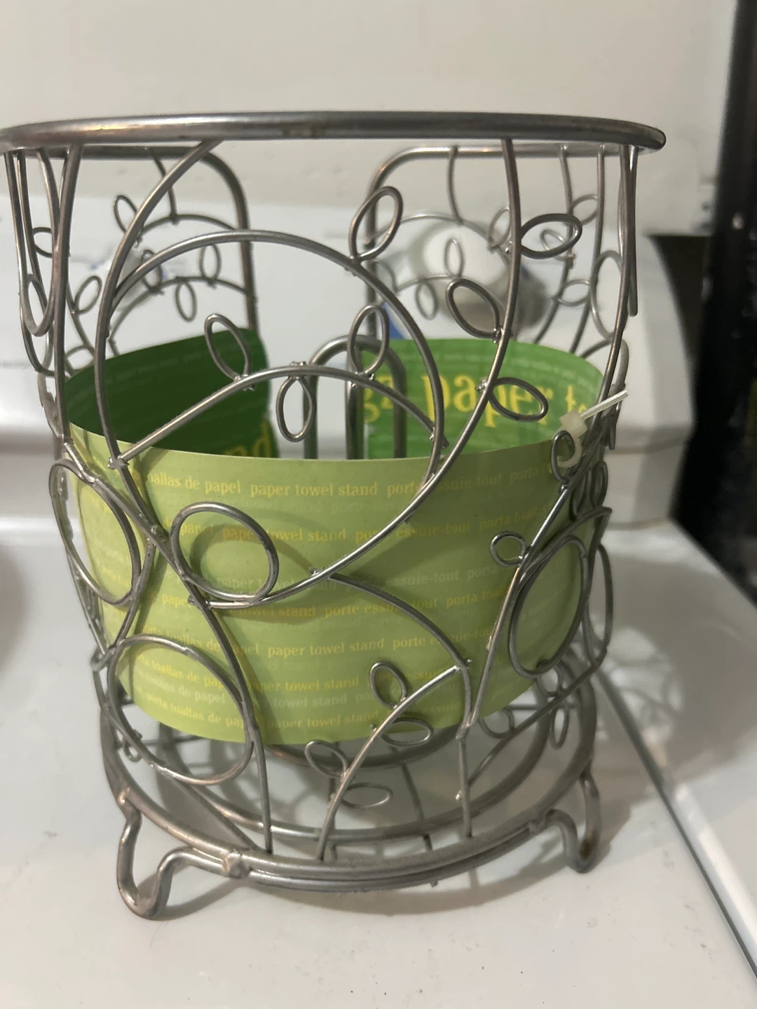 Metal Scroll Paper Towel Holder
