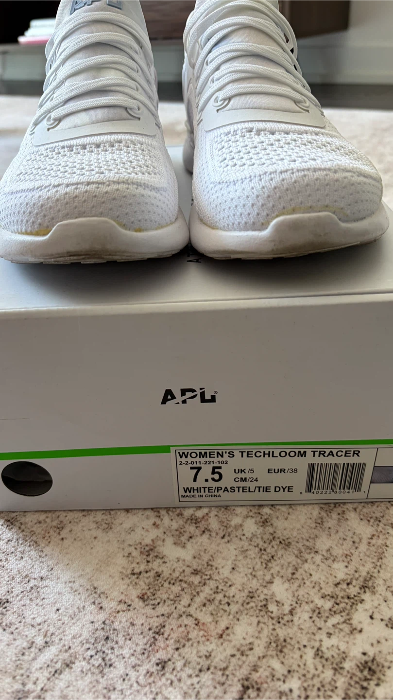 APL TechLoom Tracer Sneakers – Women’s 7.5 - photo 2
