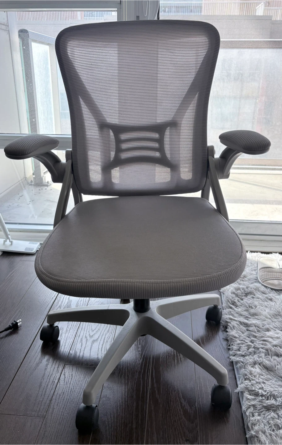 Grey Mesh Office Chair with Adjustable Height
