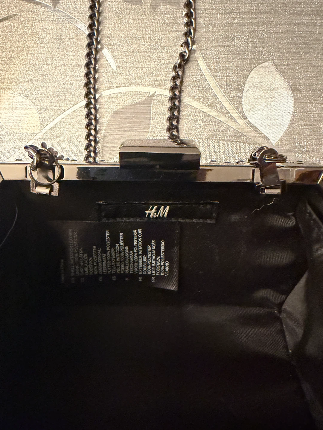 H&M Black Embellished Clutch with Chain - photo 3