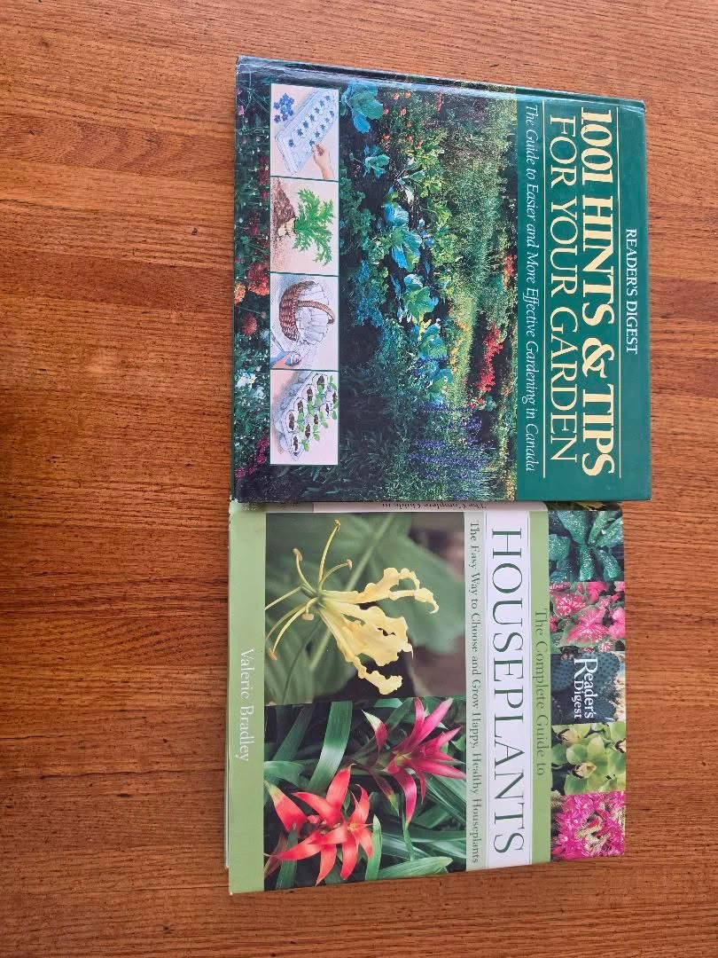 Lot of 5 Books - photo 2