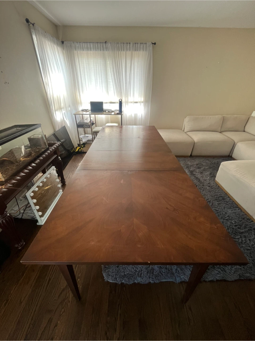 VINTAGE LANE DINING TABLE • 2 ORIGINAL LEAVES + TABLE PADS - photo 3