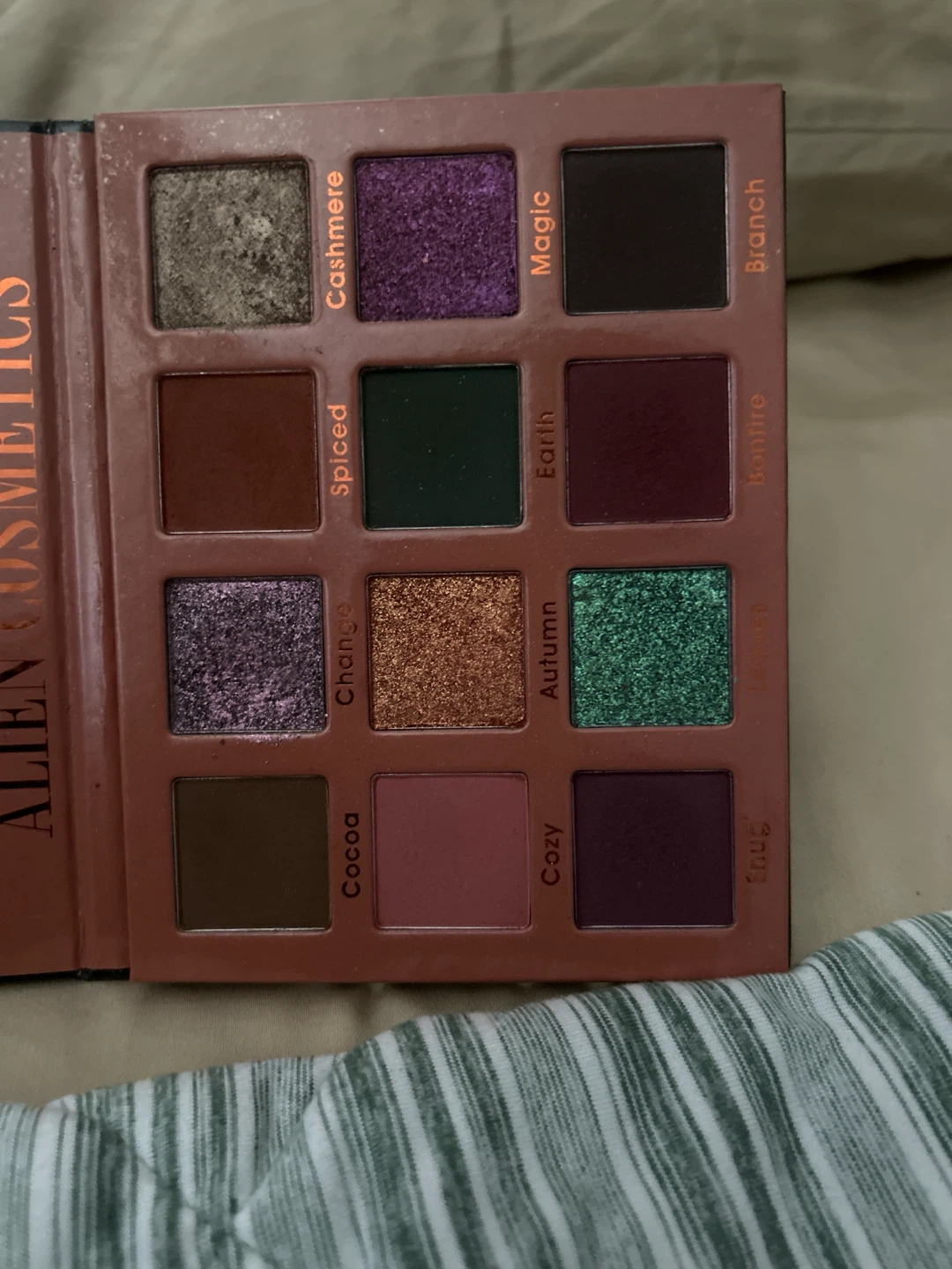 Alien Cosmetics Fall Magic Eyeshadow Palette
