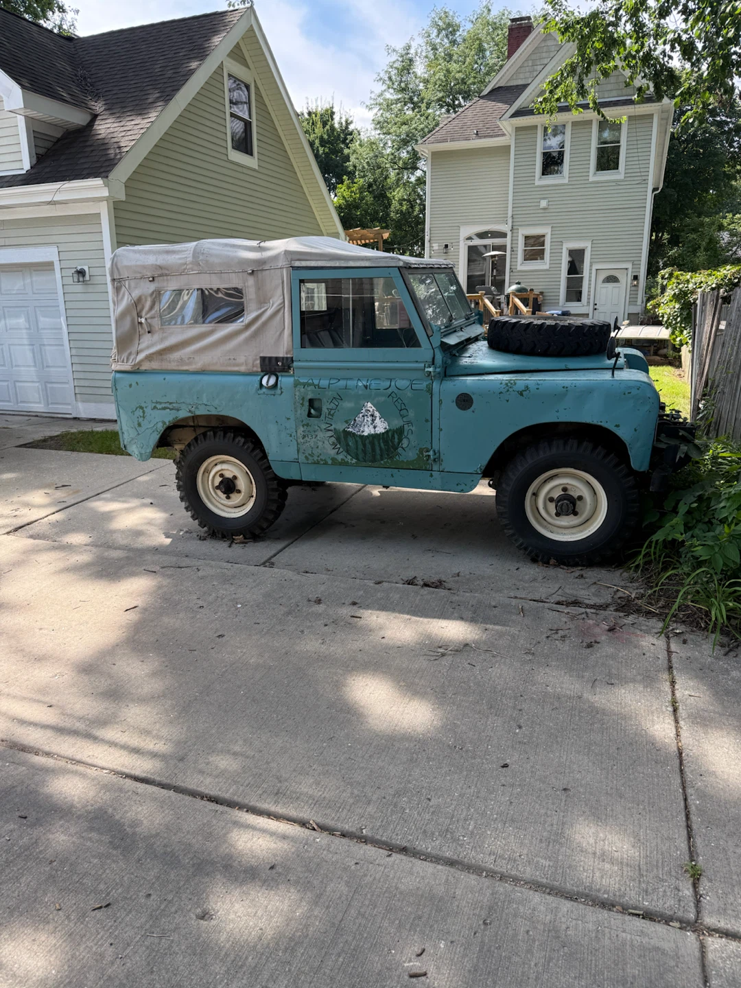 1963 Land Rover