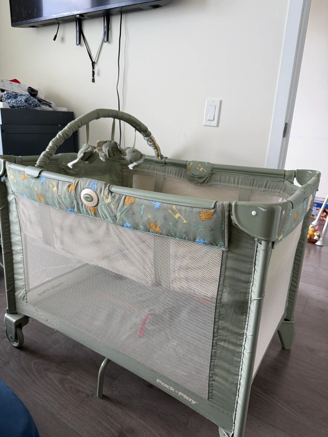 Graco Pack 'n Play Portable Playard