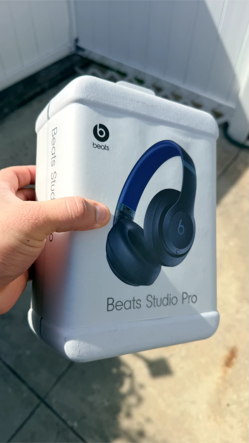 Beats Studio Pro Headphones - photo 5