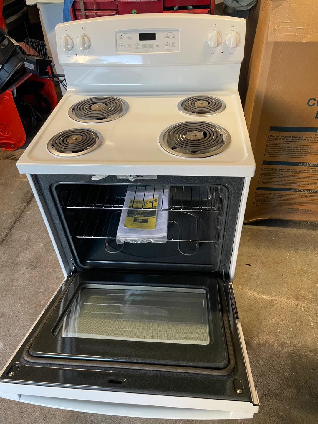 GE Electric Range - photo 3