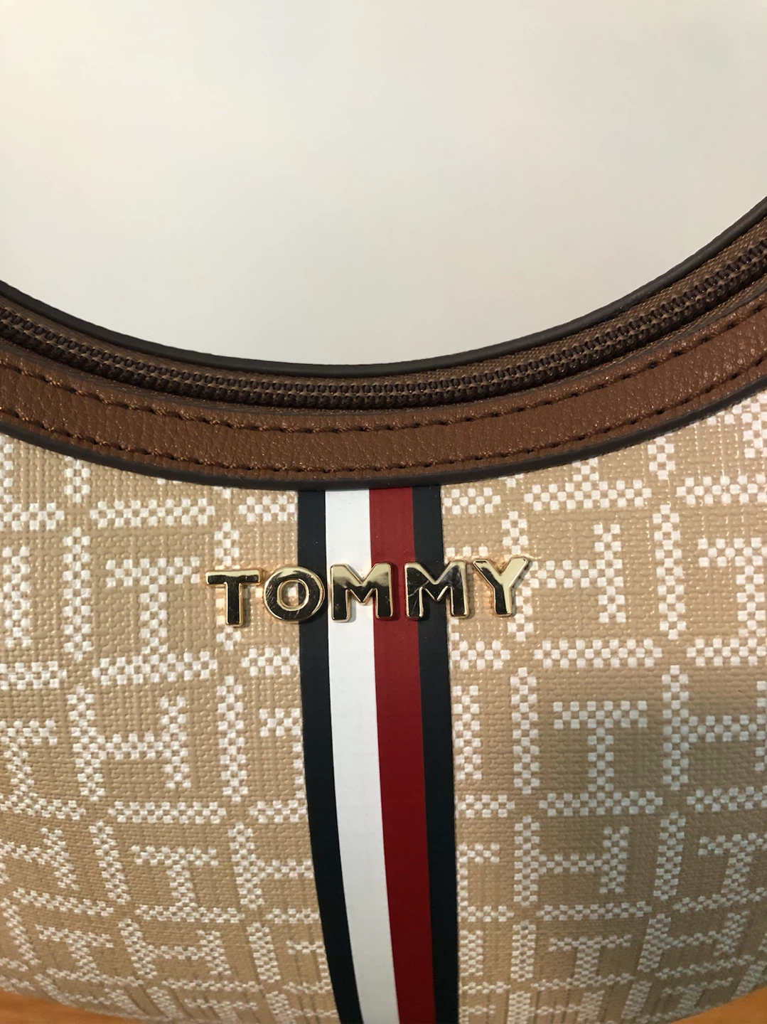 Tommy Hilfiger Hobo Bag - photo 5