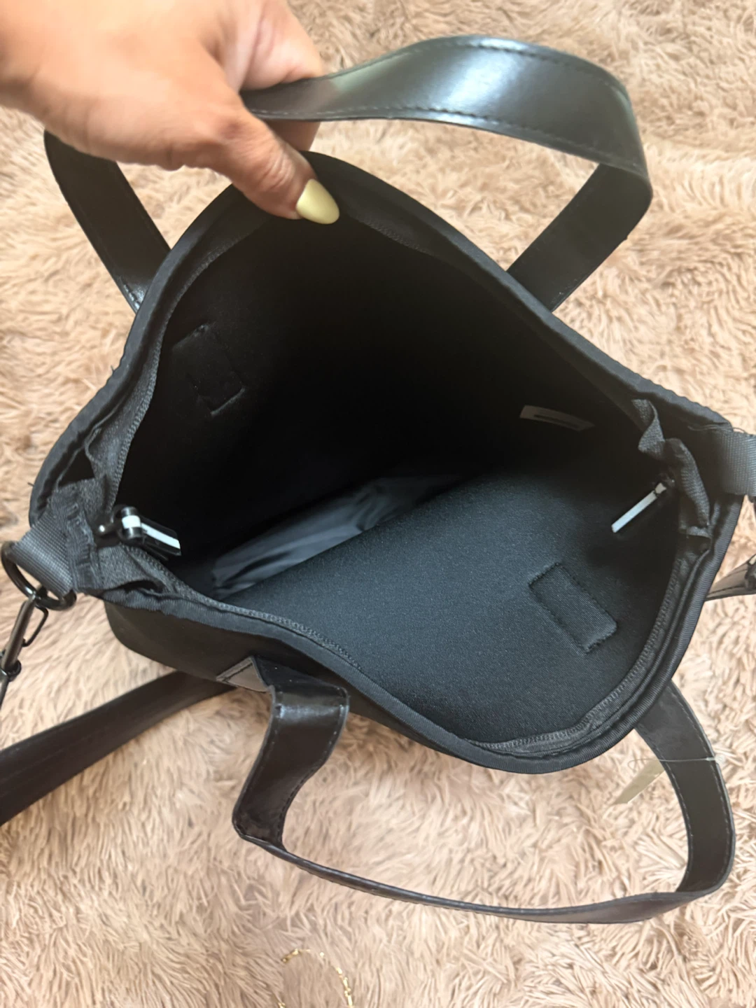 Black Guess Tote Bag - photo 3
