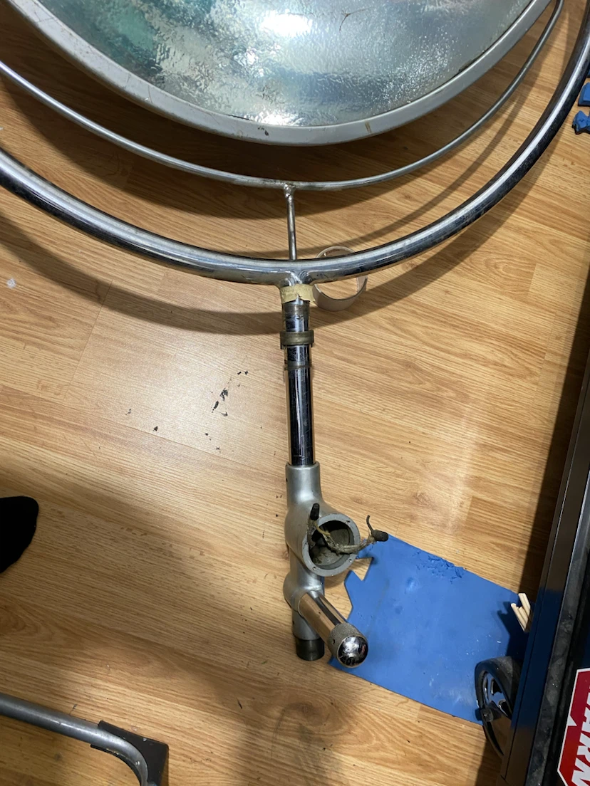American Sterilizer Company Surgical Lamp - photo 3