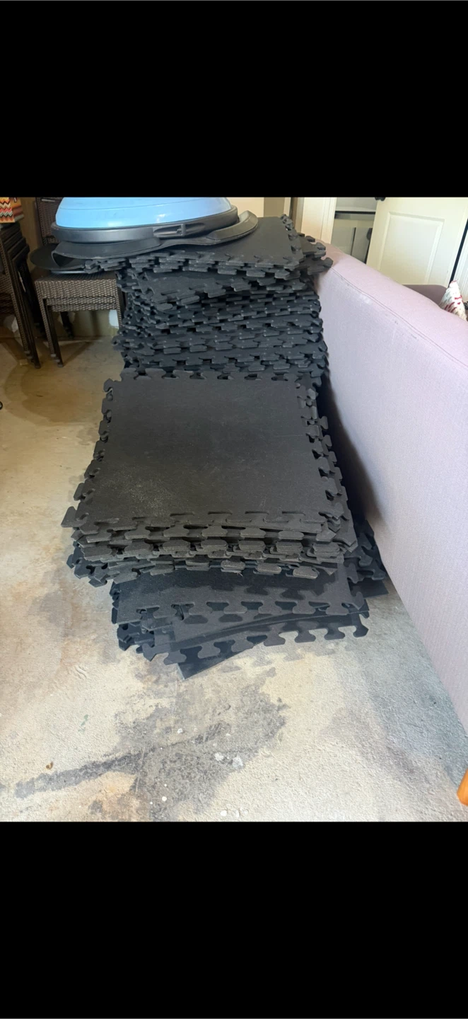 Black Interlocking Foam Floor Mats