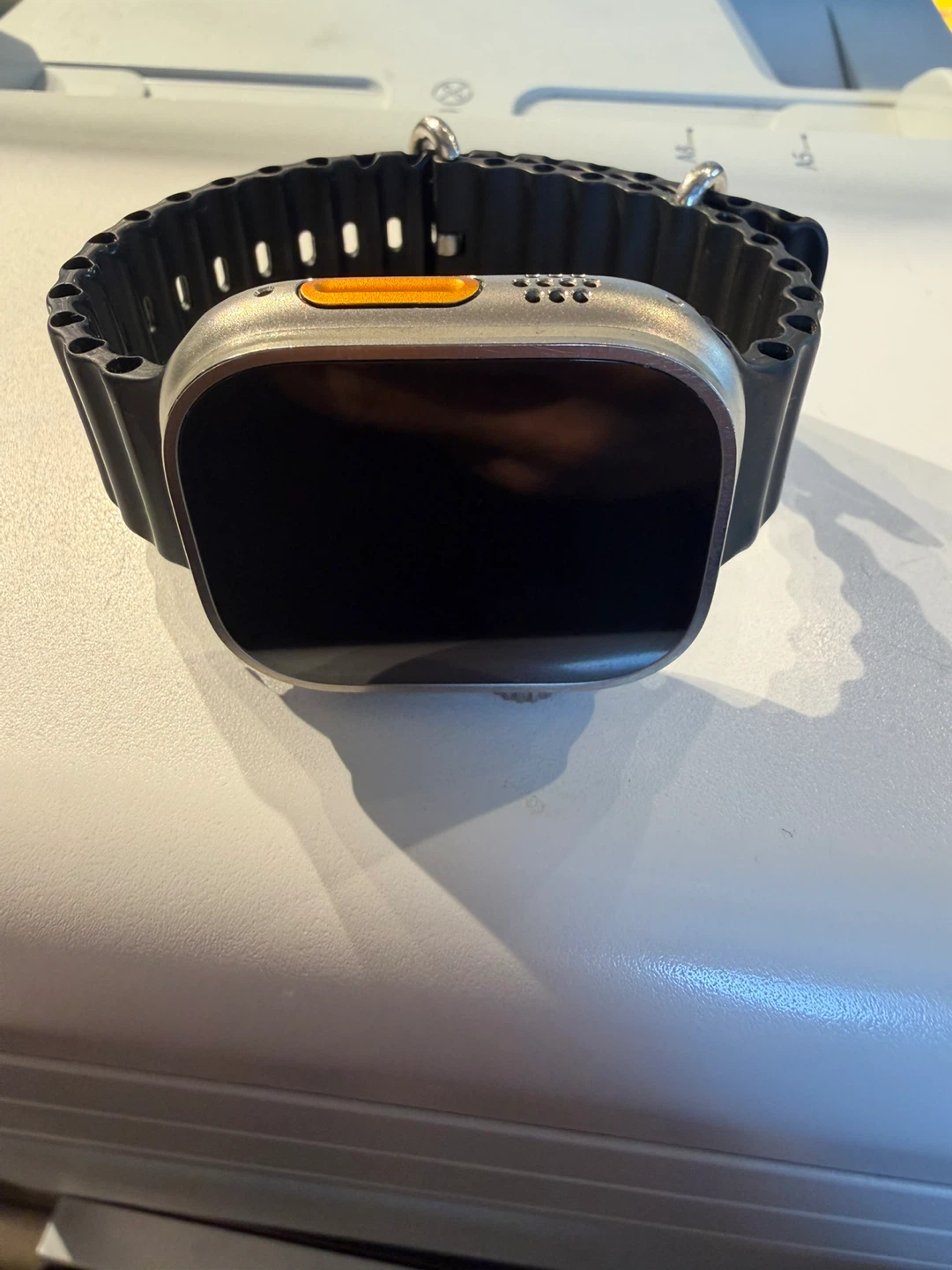 Apple Watch Ultra 1