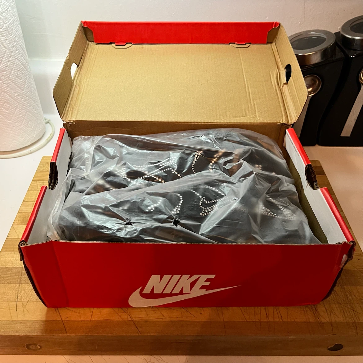 Nike Air Max Plus runners covered in Swarovski crystals - photo 5