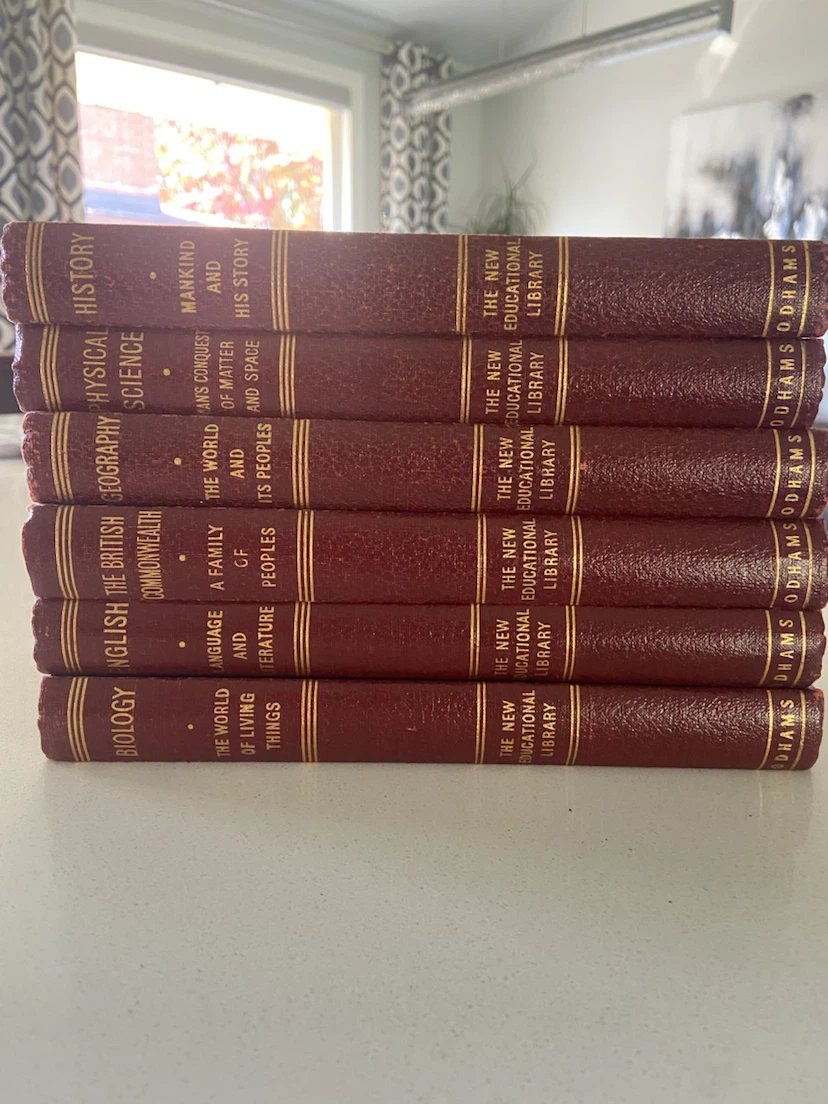 VINTAGE Odhams The New Educational Library 6-Volume Book Set - photo 2