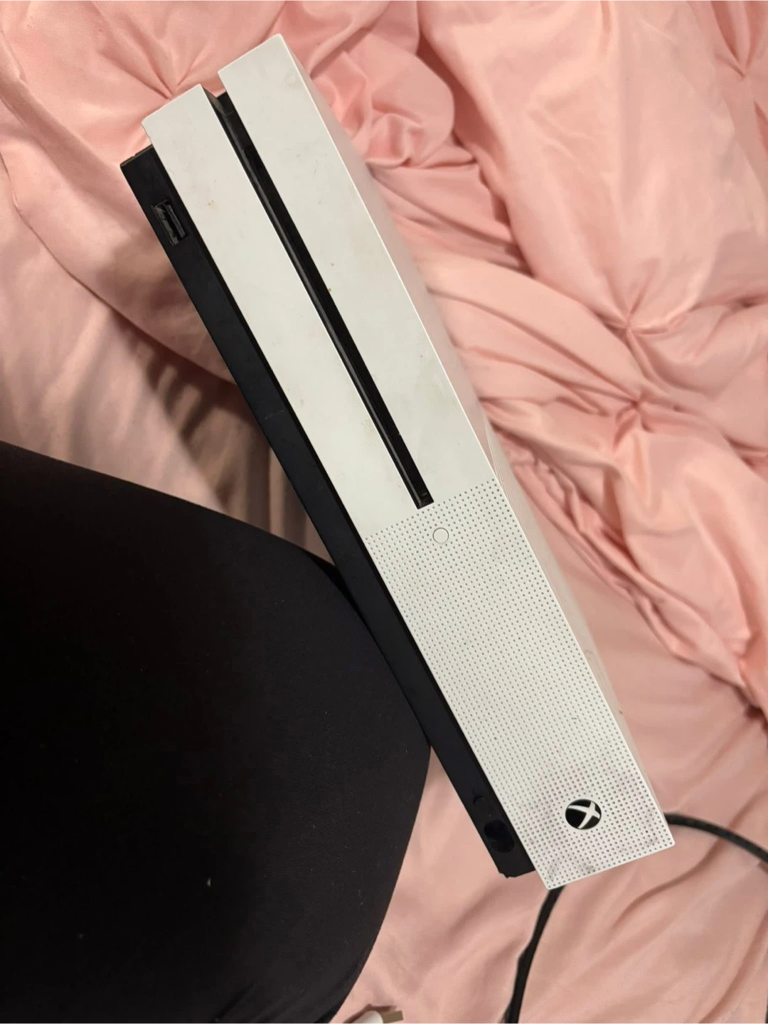 Smart Tv & Xbox One S Console