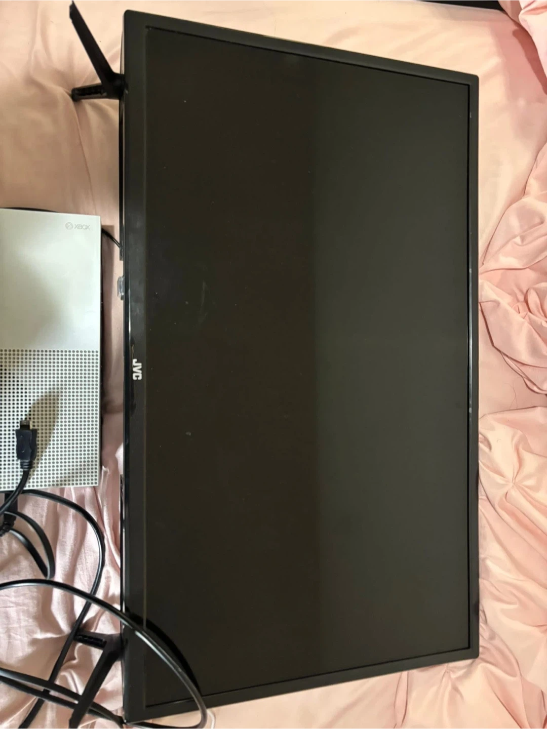 Smart Tv & Xbox One S Console - photo 2