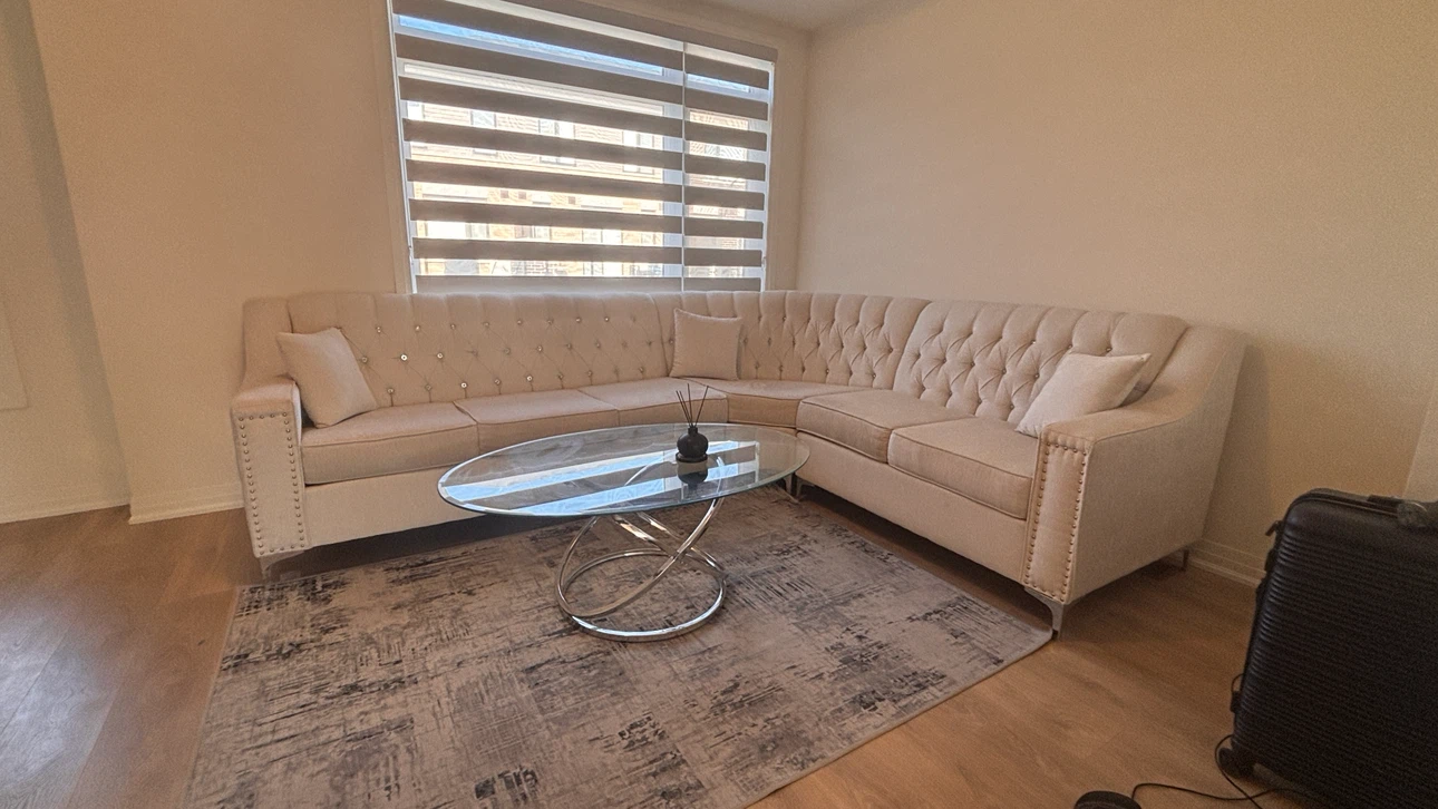 Tufted Sectional Sofa - photo 3