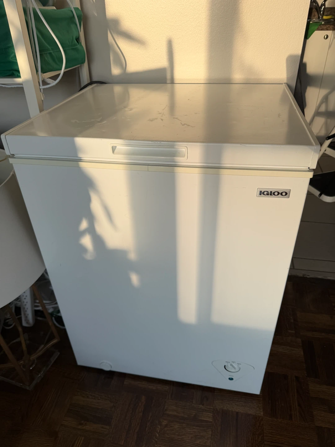Igloo 5.0 Cu. Ft. Chest Freezer - White