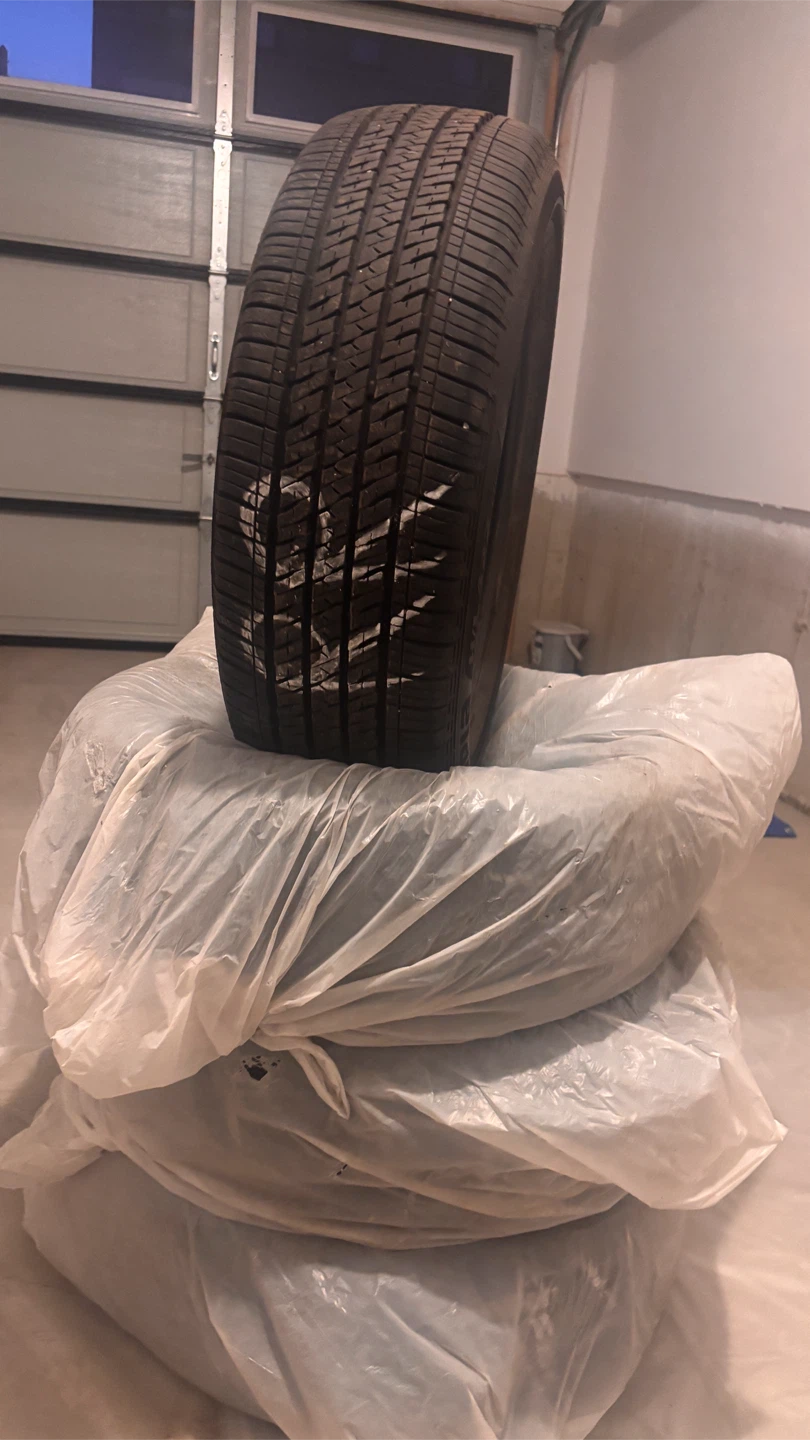 Bridgestone 215/60R17 96H Tire - photo 5