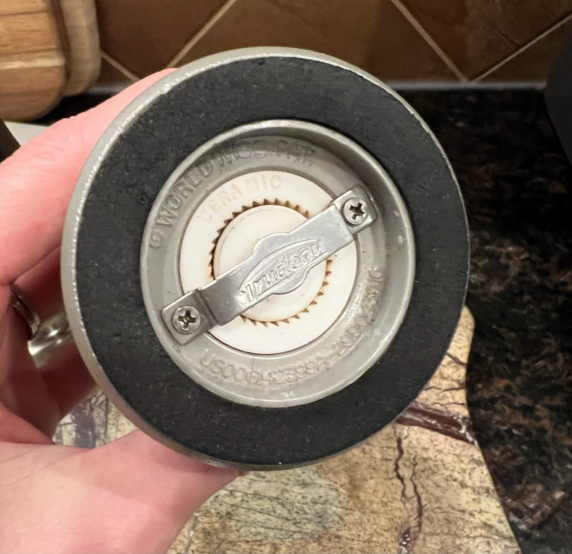 Classic Salt Shaker & Pepper Mill Grinder Set - photo 5