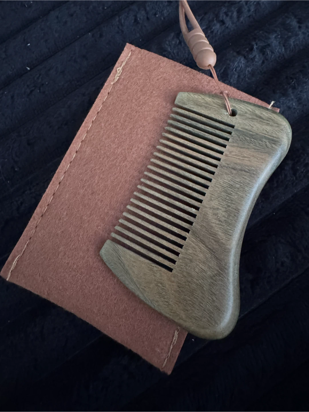 Mowawa Sandalwood Birthing Comb