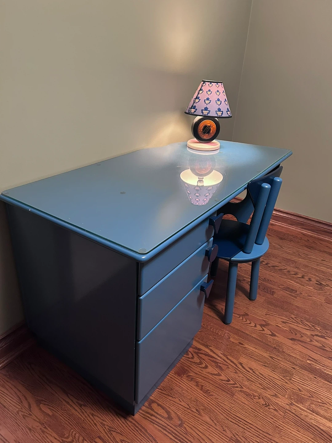 Blocks Kids Desk and Chair Set - photo 4
