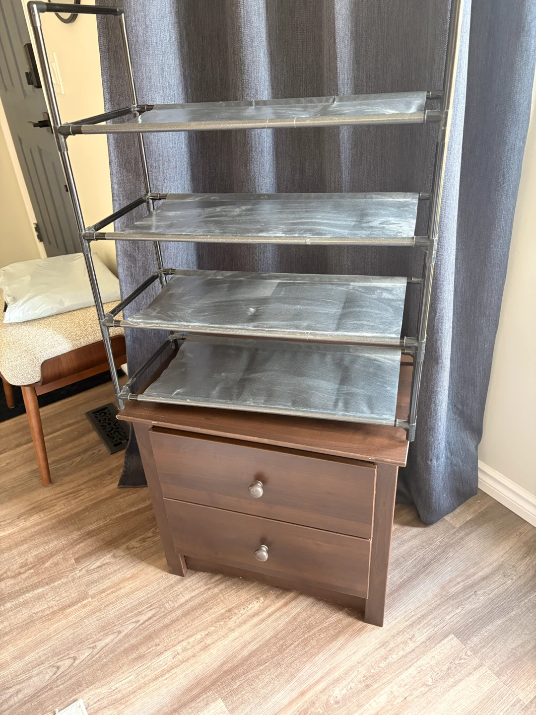 Drawer and shoe rack - photo 2