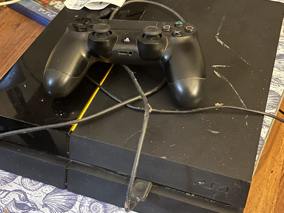 Sony PlayStation 4 (PS4) Console with Controller - photo 4