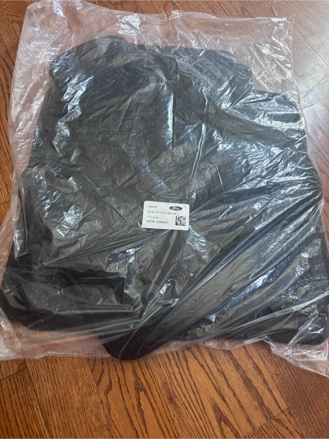 Ford Floor Mats P702 4pc Set - photo 3