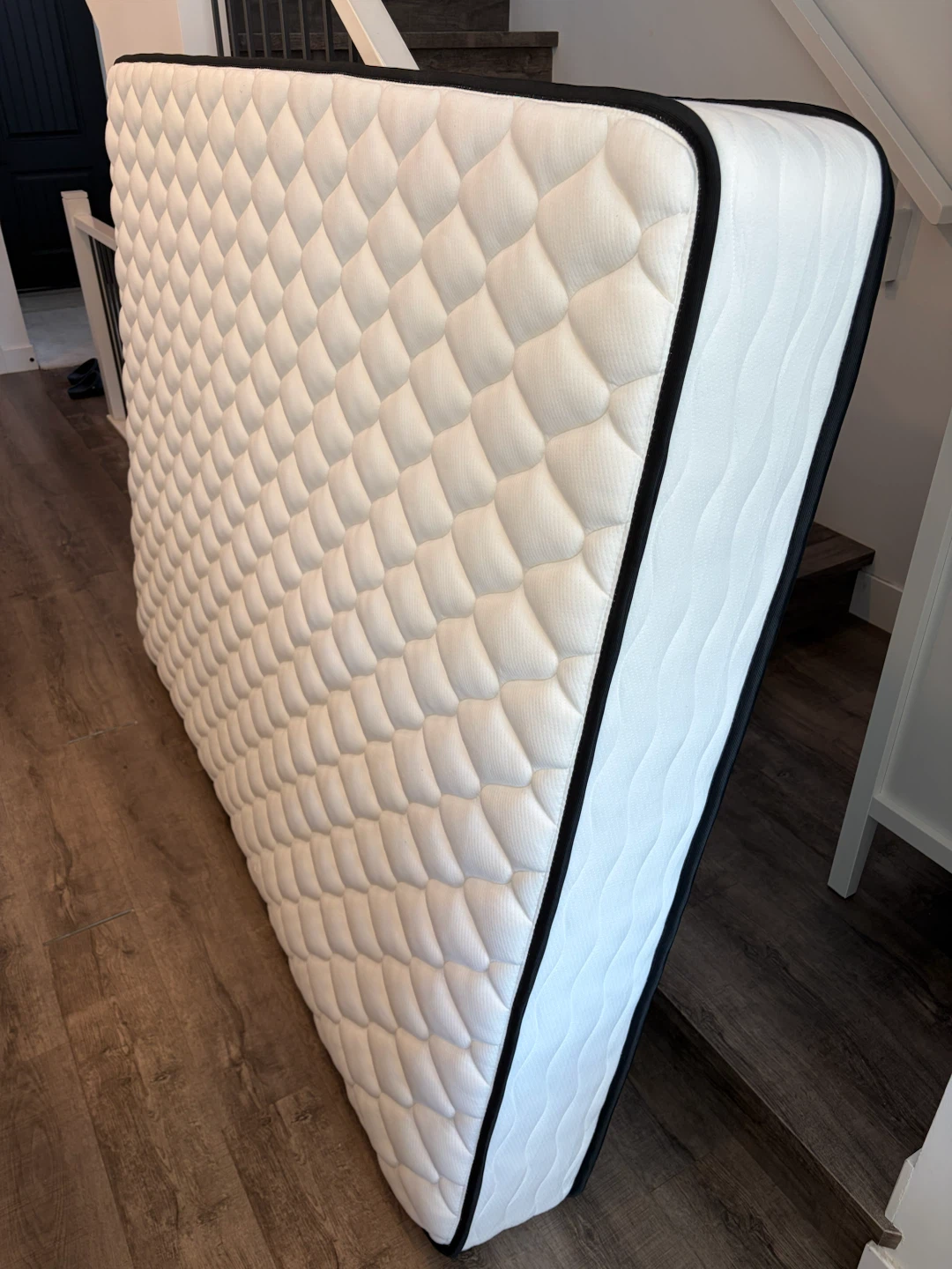 Queen size mattress 10” - photo 2